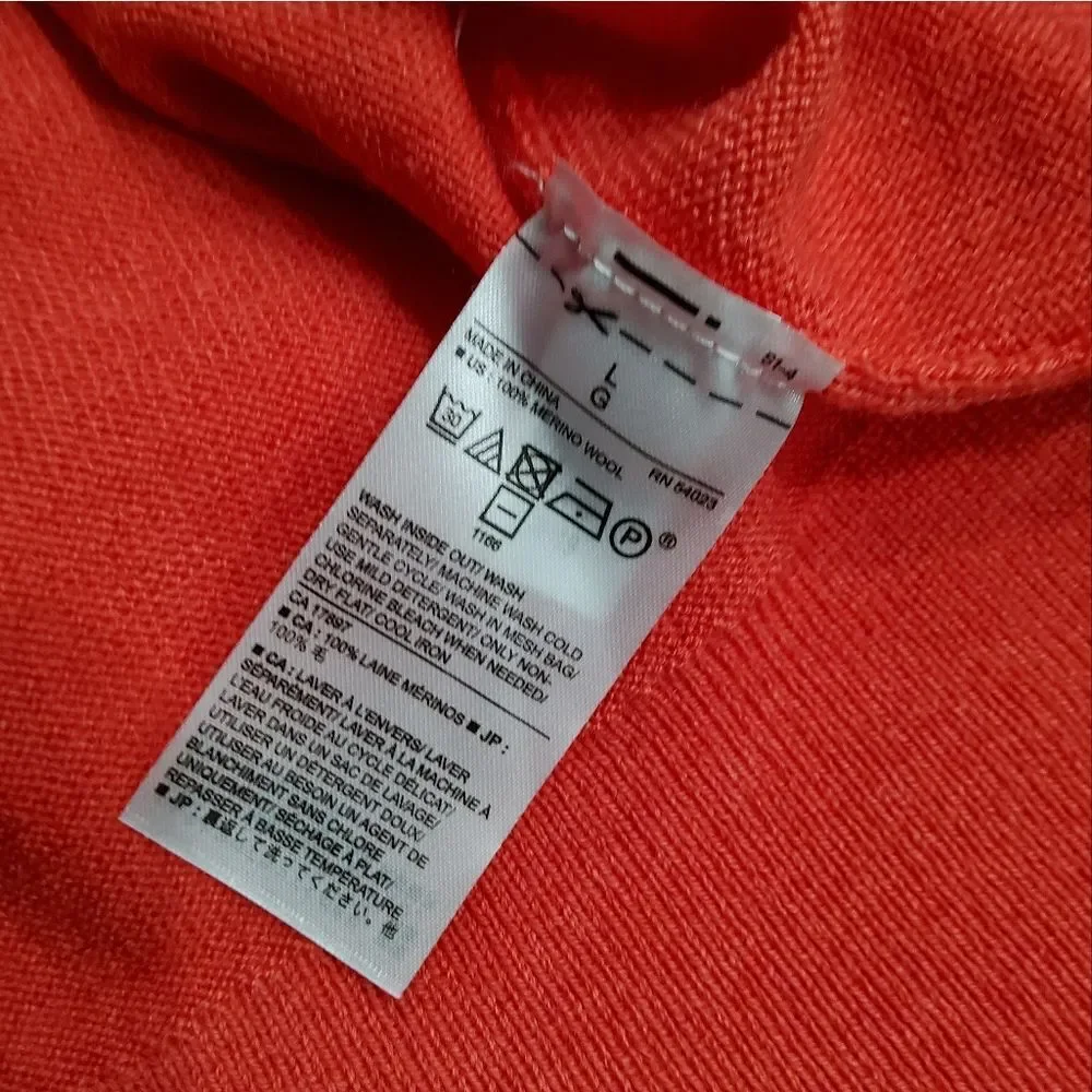 Banana Republic Men's Wool Sweater Size L